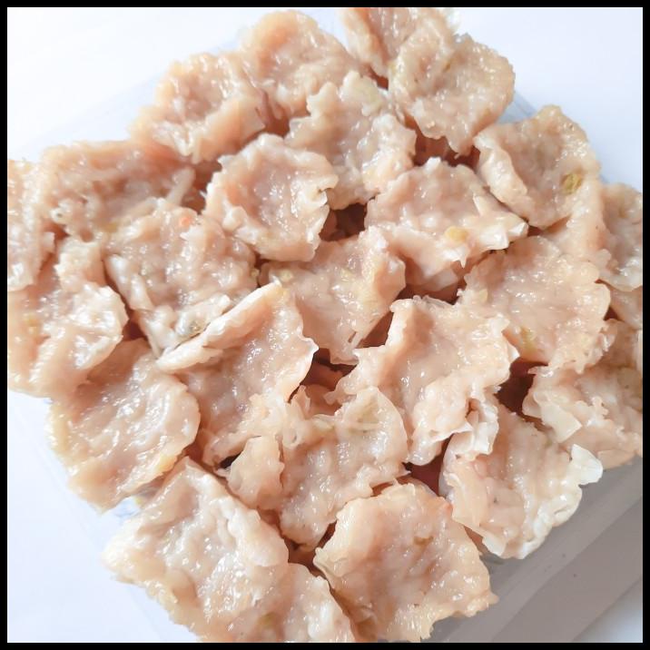 

Siomay Tengiri / Tenggiri Asli 100 % Isi 50 + Bumbu Kacang