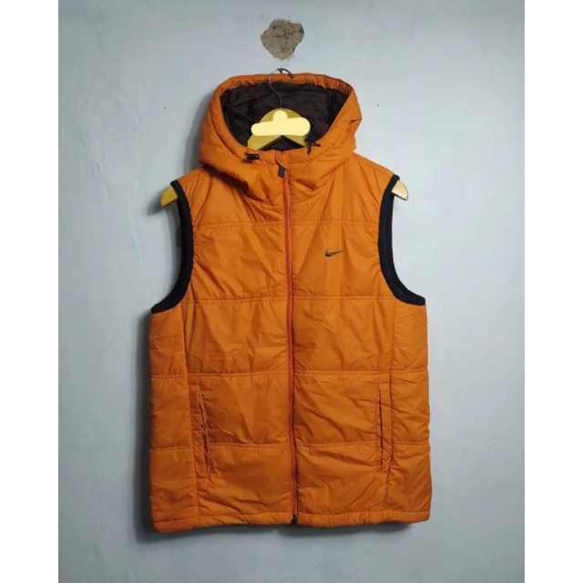 vest nike acg