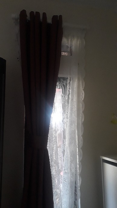 Tempat Batang Gorden Peralatan Batang Gordeng Pilihan Warna Hitam/ Putih Be1060