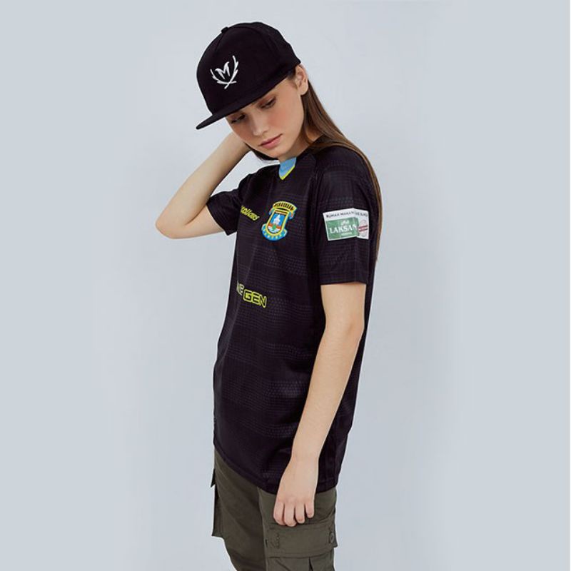 Jersey perserang away goalkeeper