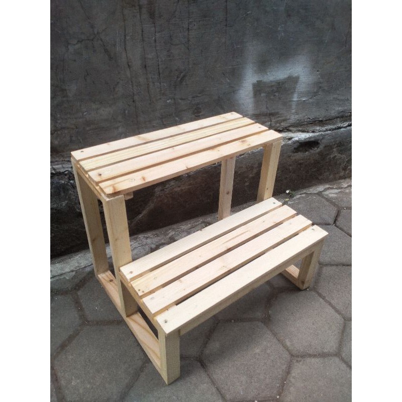 Rak tangga kayu 2 level/rak tanaman