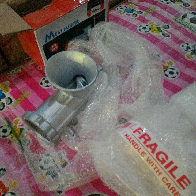 Gilingan Daging Ukuran 32 Paling Besar