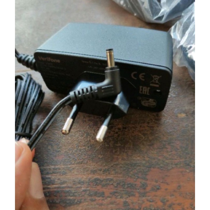 Adaptor charger Edc verifone c680