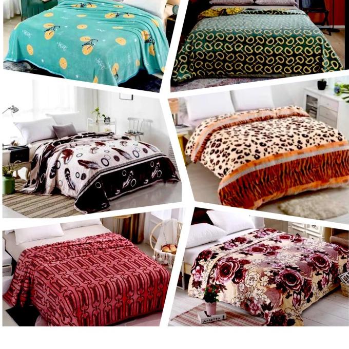 SELIMUT BULU TEBAL UK 200X230 LIST / SELIMUT JUMBO NEW