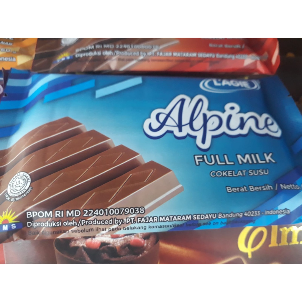 Lagie Alpine Full Milk Cokelat Susu Coklat Batang 60gr