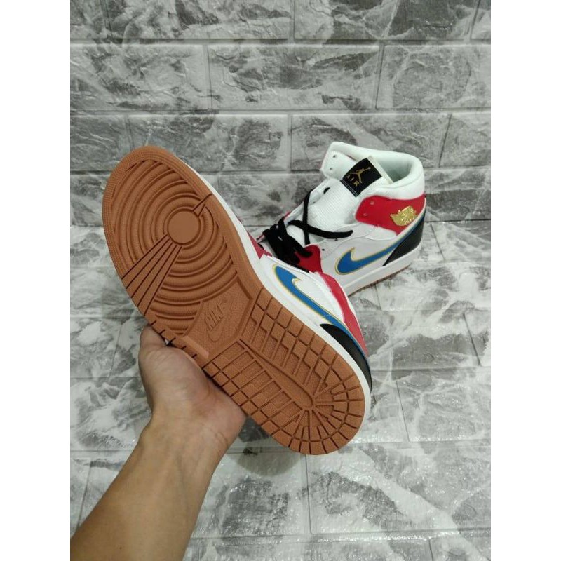 SEPATU NIKE AIR JORDAN 1 MID LEATHER