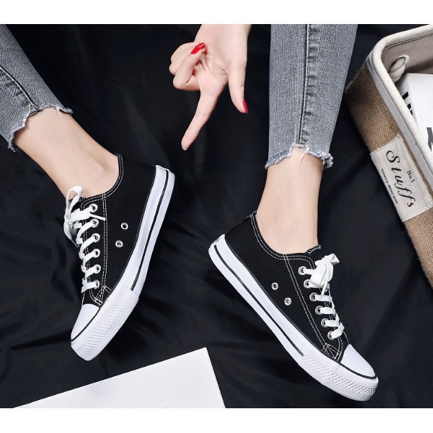 11.11 SALE Sepatu Conversee Alll Star Terbaru wanita / pria