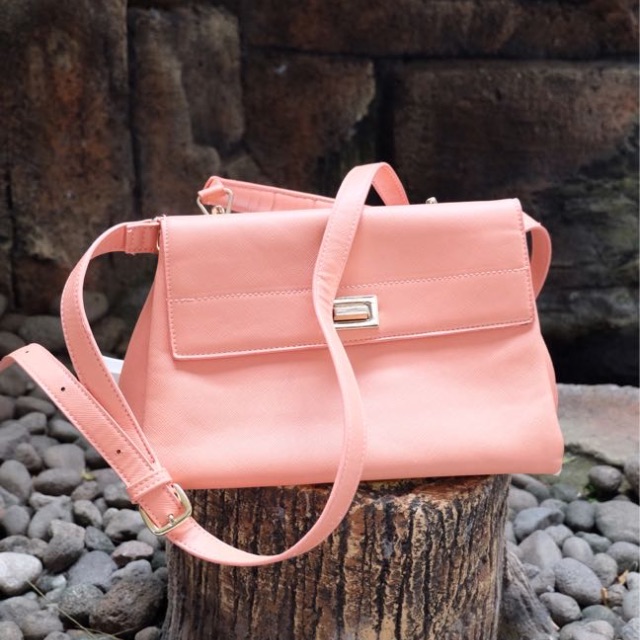 Tas Emsio Elizabeth