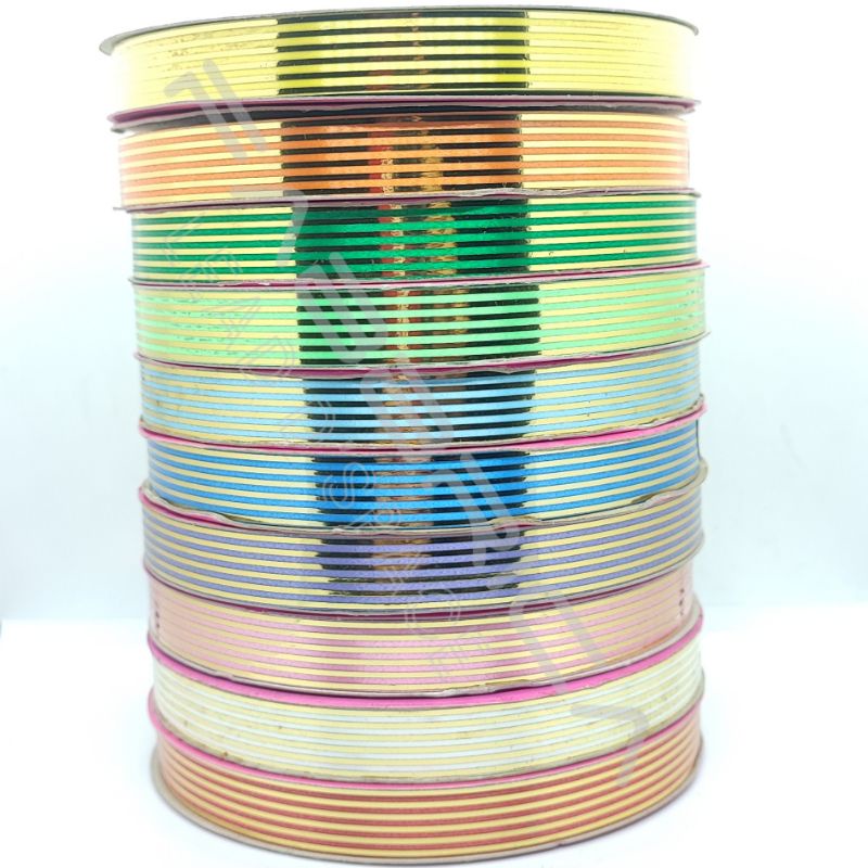 

Pita Jepang Premium 1.25 cm 1/2 inch Motif Salur Mas Metalik Plastik Kado Mengkilap