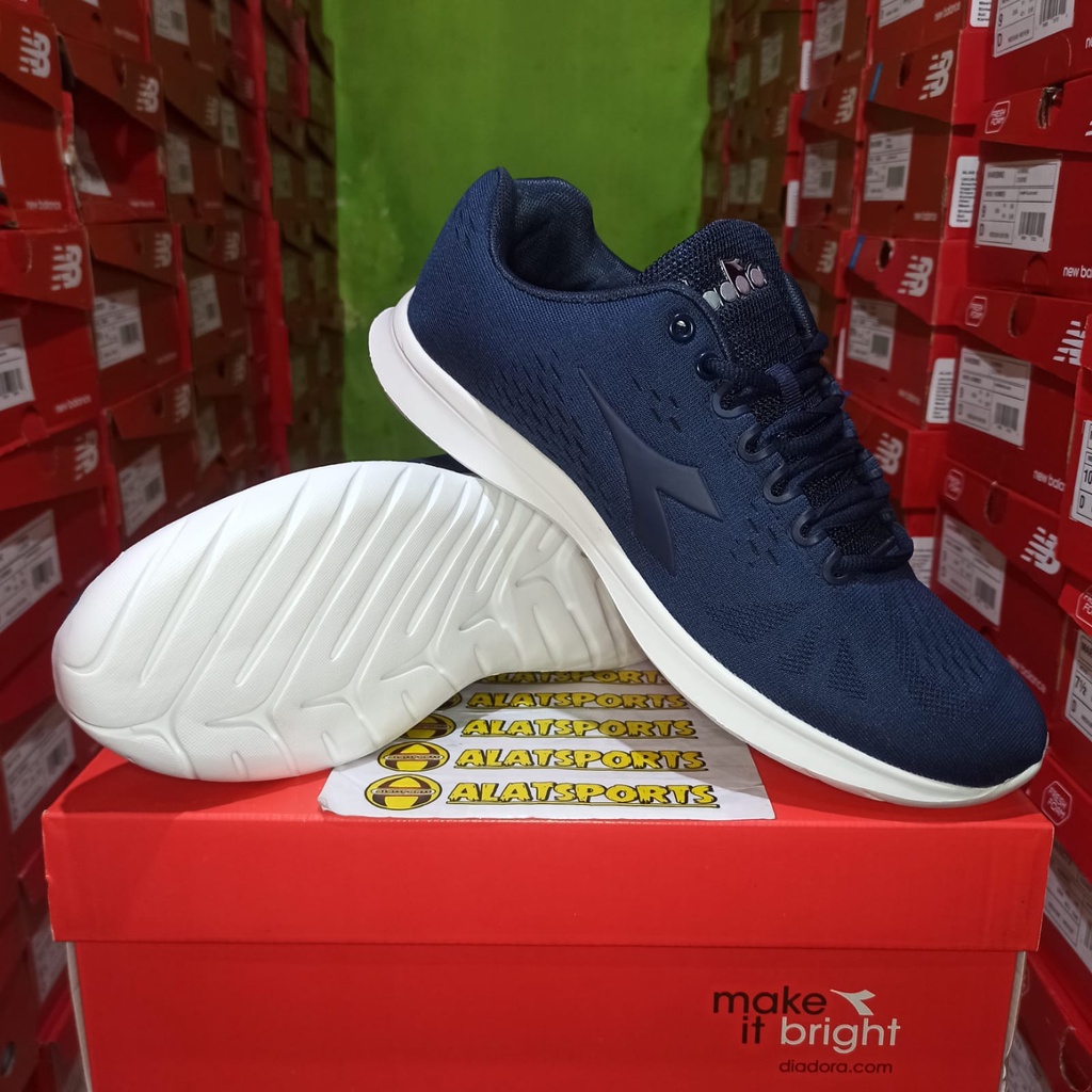 Diadora Cadera DIAX21F0306N Navy Sepatu Sneaker Running Pria Original