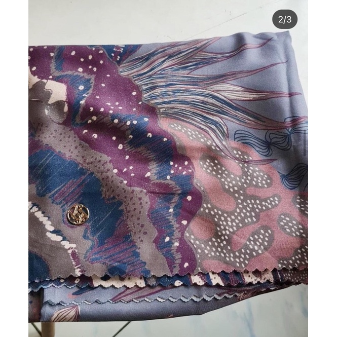 preloved ❌❌❌SOLDOUT❌❌❌scarf by MEGA ISKANTI