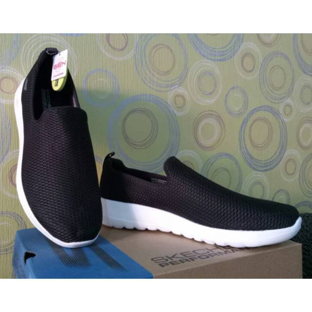 Skechers Gowalk Max / Skechers Gogamax / Sepatu Pria / Skechers Pria / Sepatu Slip On Pria / Skecher