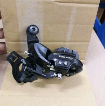 RD Shimano tourney Ty300 7speed Original not altus acera alivio