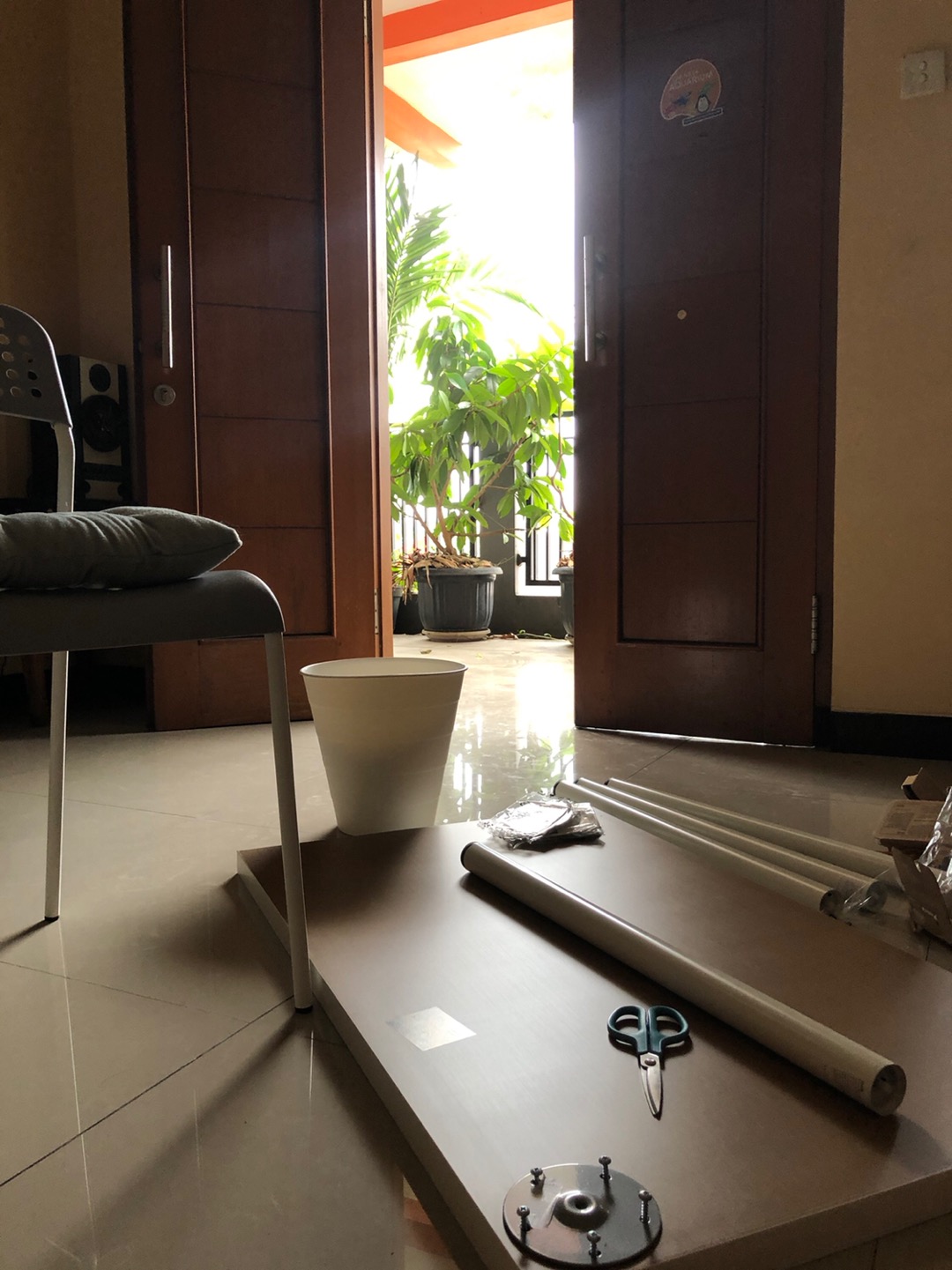 Tempat/tong Sampah Atau Bak Sampah Berwarna Putih, Bisa Untuk Pot Bunga 10l Fn1550