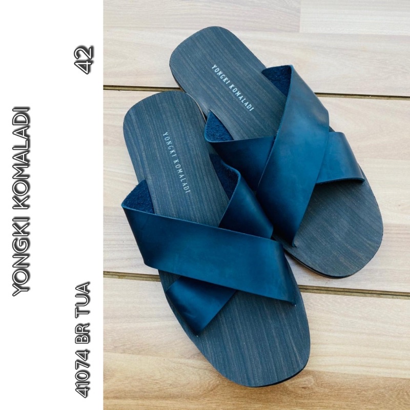 sandal 410biru