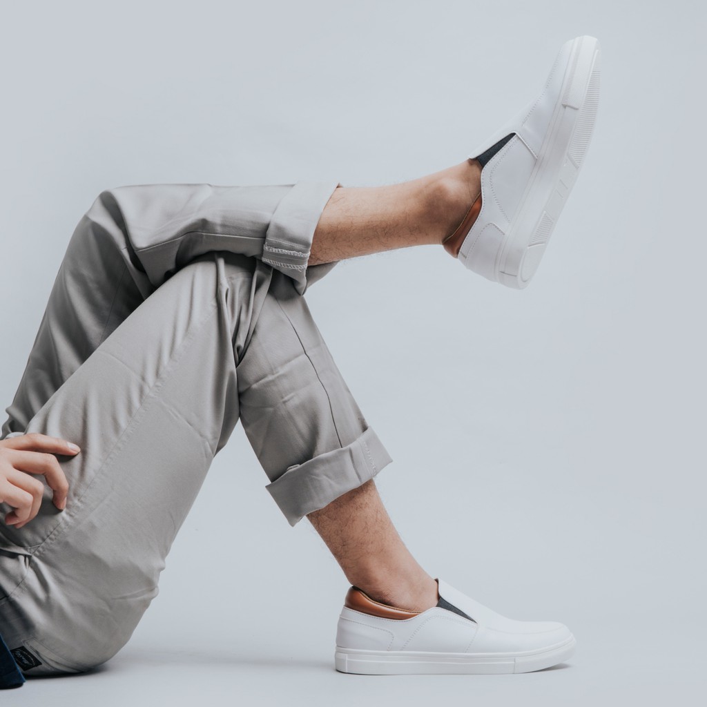 Alisson White | 39-44 | Sepatu Sneakers Tanpa Tali Original Casual Kasual Polos Cowo Pria Lokal Ori Footwear | FORIND Lvnatica