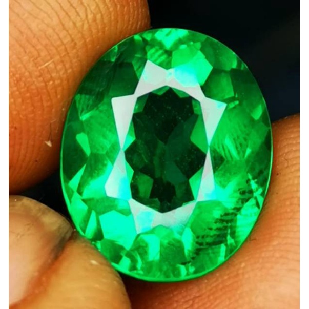 Batu permata green zamrud moldavite HQ