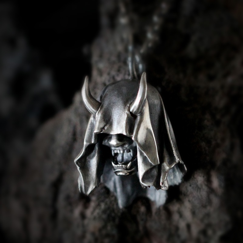 Kalung Liontin Ghost Warrior Bahan Alloy Gaya Gothic Untuk Pria