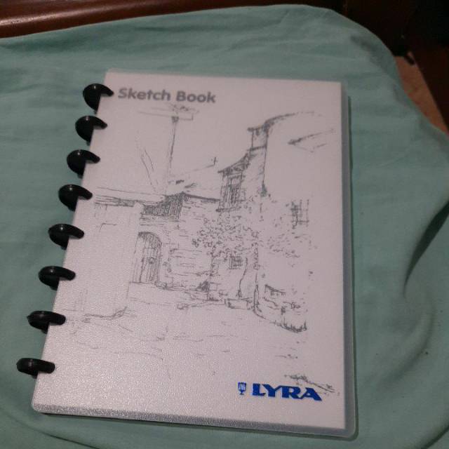 

Sketch book Lyra A5
