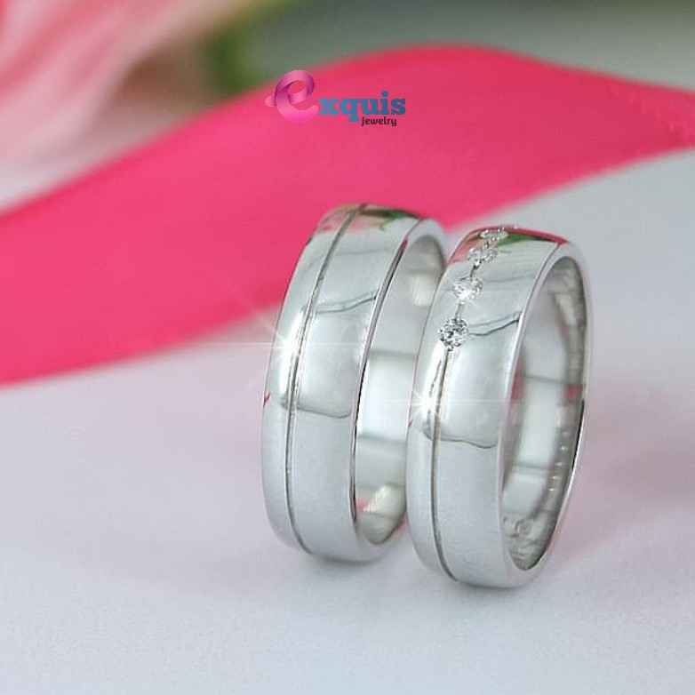 Cincin Kawin Tunangan Couple Emas Putih dan Perak - 068