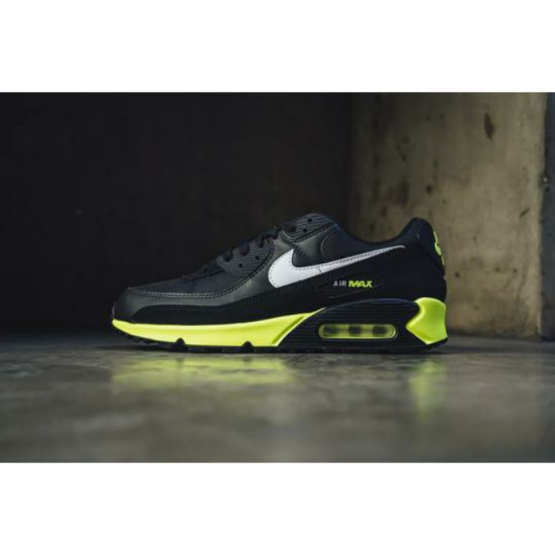 lime green and black air max 90