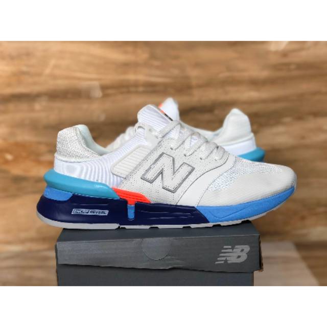 new balance 997s white blue