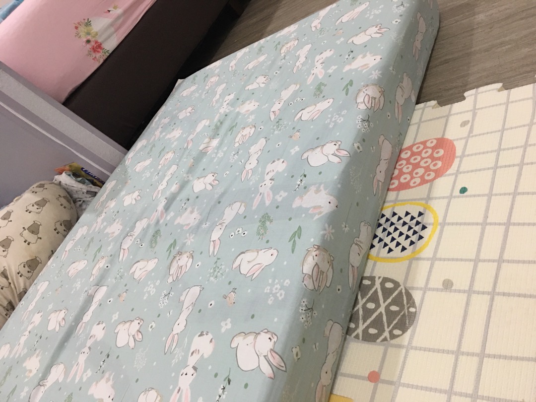 Rabbit Garden - Kain Sprei Katun Lokal Meteran Grow