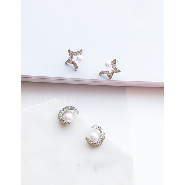 LRC Anting Tusuk Fashion Earrings Diamond Star Pearl Sterling Silver Earrings F5030X