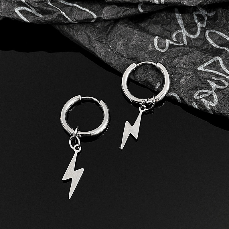 Anting Bentuk Petir Gaya Punk Hip Hop