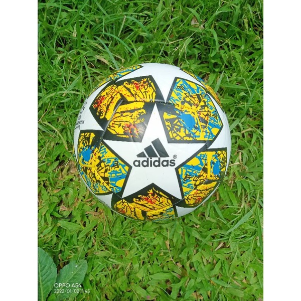 BOLA SEPAK/BOLA KAKi ADIDAS CHAMPIONS SIZE 5