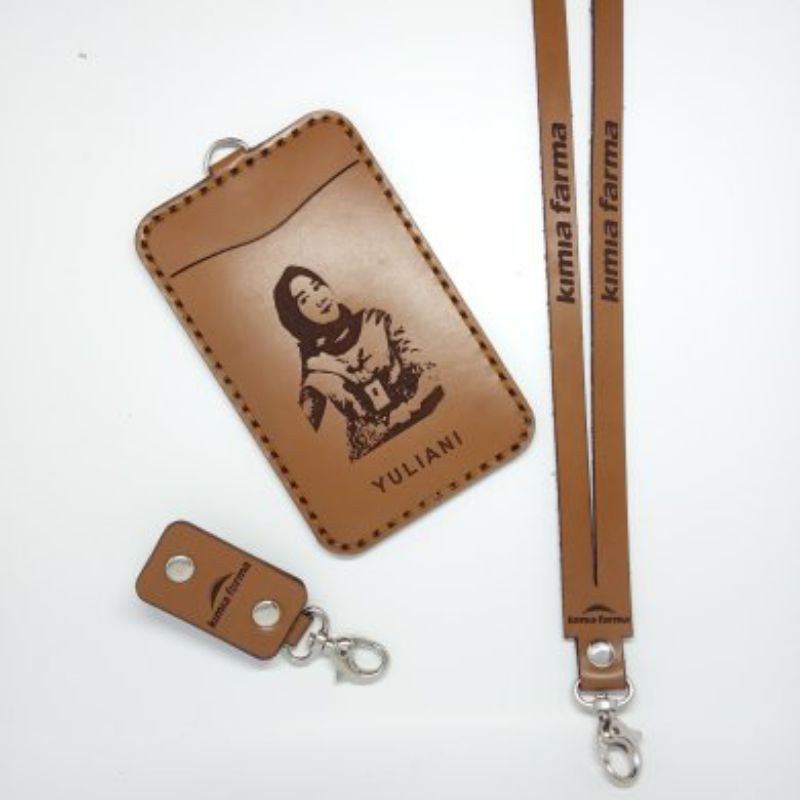 

Name Tag ID Card Holder Kulit Lanyard Termurah Berkualitas PU Leather Lanyard NameTag ID Card Holde