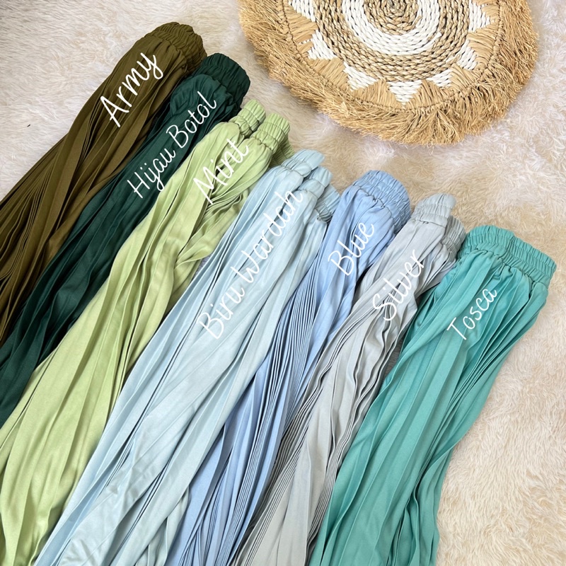 [PART 1]ROK PLISKET PREMIUM/ROK ANTI NERAWANG/MAYUNG 256 By KEZAHIJAB