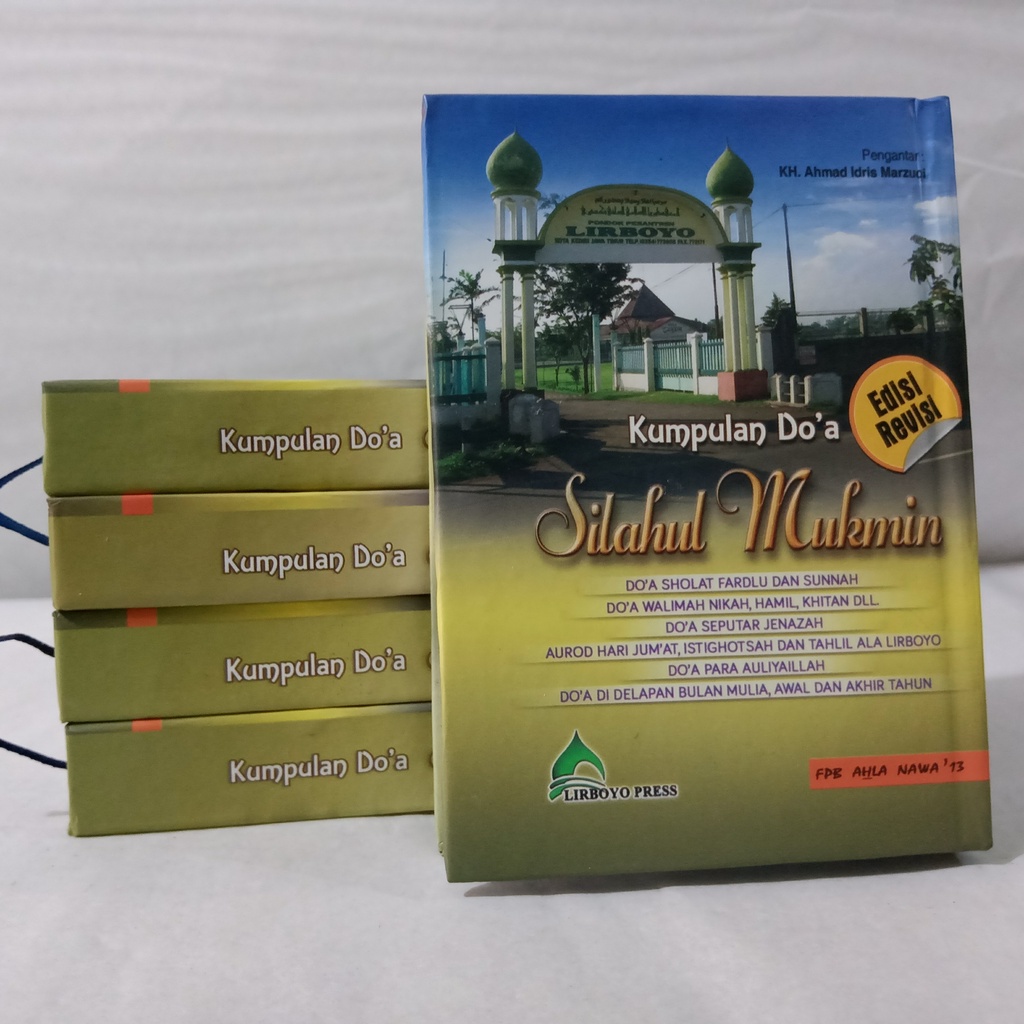 buku Kumpulan Doa doa/ Silahul Mukmin / Buku Pesantren / Pondok Pesantren / buku lirboyo