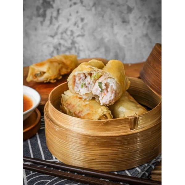 

Chicken spring roll frozen/Beku isi 25 pcs by Akar Dimsum