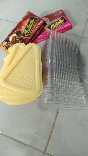 Mika Segitiga /mika Cake Potong/ Ct Segitiga Isi 10pcs