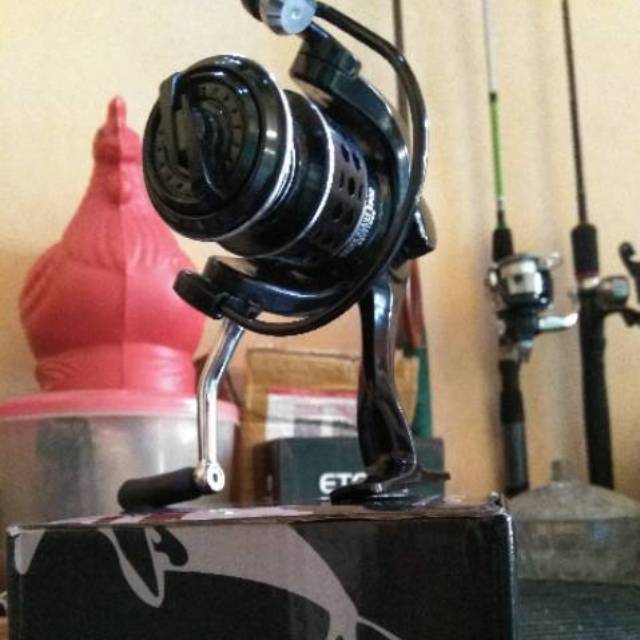 Reel ultralight Daido 1000