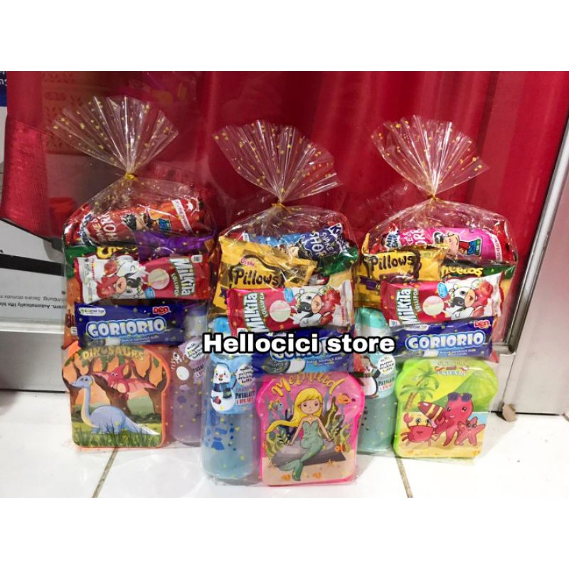 

ULANG TAHUN BINGKISAN SNACK KEMASAN LUNCH BOX + BOTOL MINUM