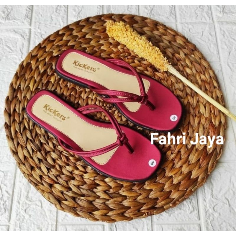 SANDAL KICKERS WANITA / SANDAL JAPIT CEWEK / SANDAL WANITA KICKERS /SANDAL WANITA TERBARU