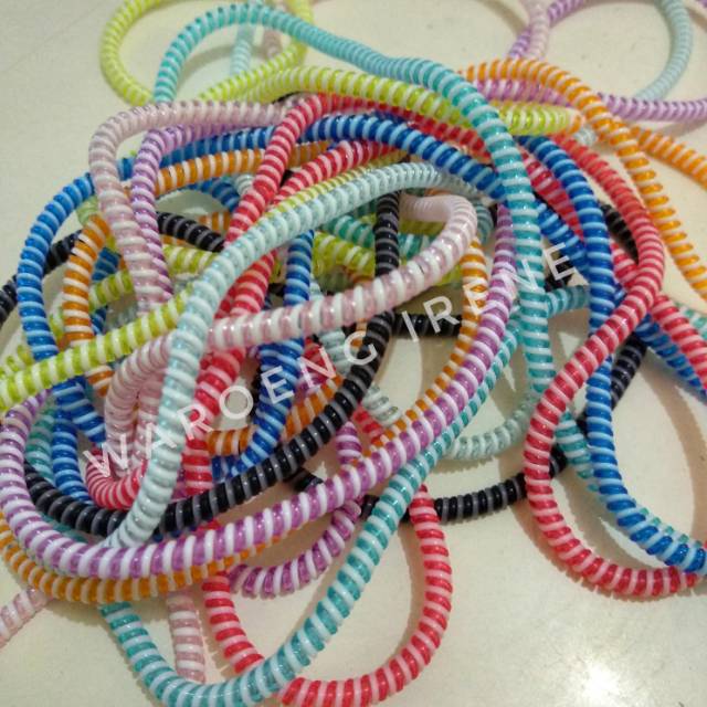 Pelindung Kabel Spiral 2 Warna / Spiral Kabel
