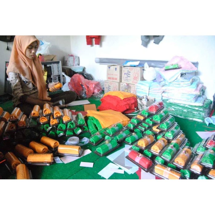 SOUVENIR SAPU TANGAN HANDUK