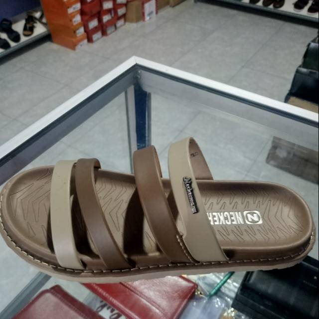Sandal neckermann