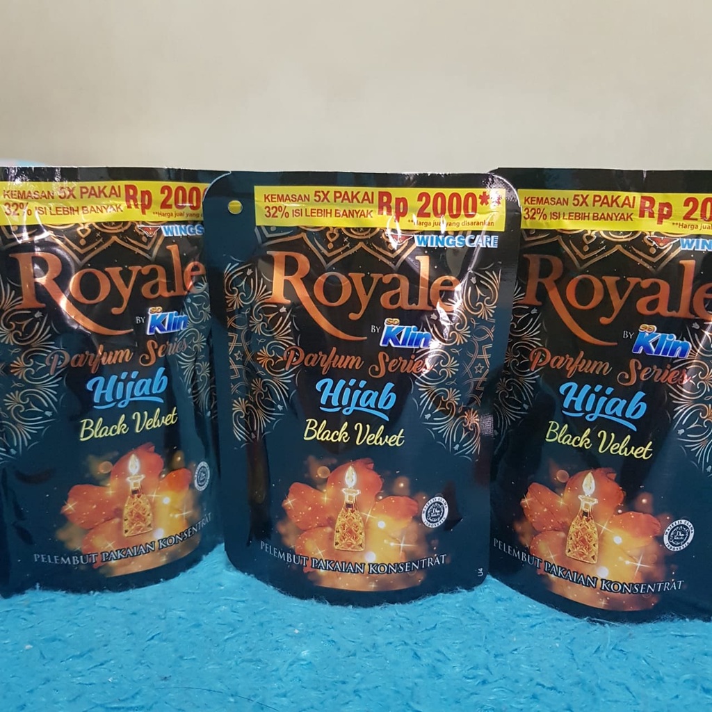 ROYALE HIJAB BLACK VELVET PEWANGI PAKAIAN 58ML 58 ML