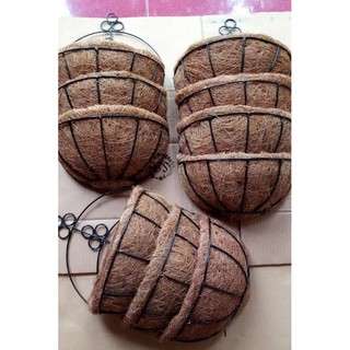 POT SETENGAH LINGKARAN pot sabut kelapa besi pot bunga POT SETENGAH LINGKARAN pot sabut kelapa besi pot bunga