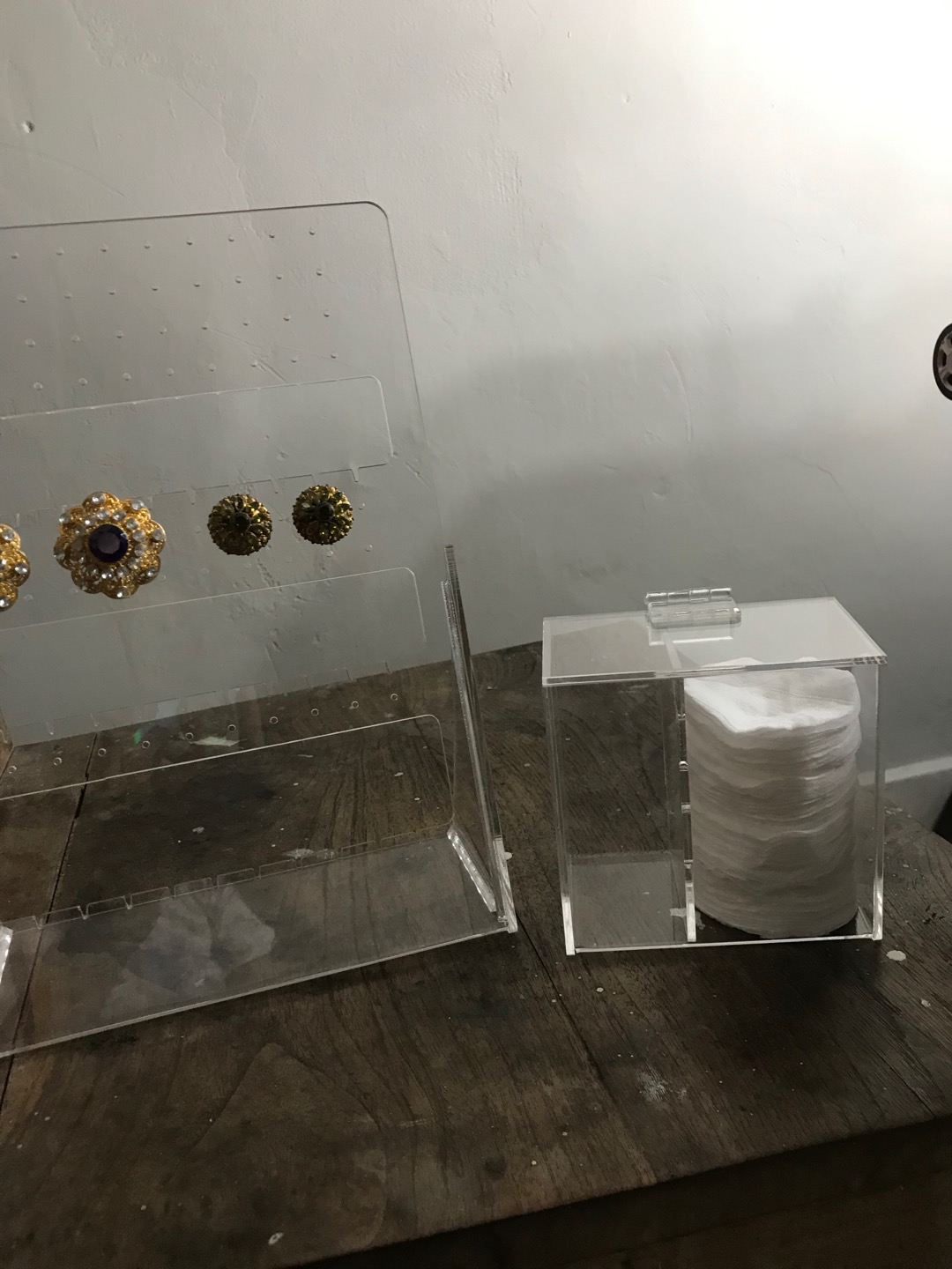 Accessories Display Stand ( Acrylic Anting Meja )