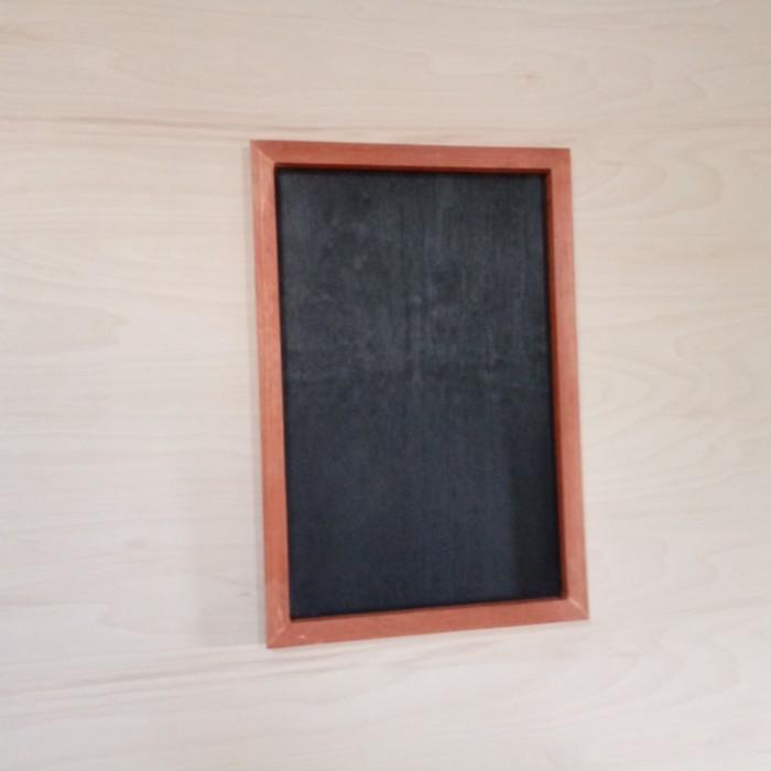 

Papan Tulis Blackboard Papan Tulis Kapur Ukuran 60X40 Tanpa Stand 019