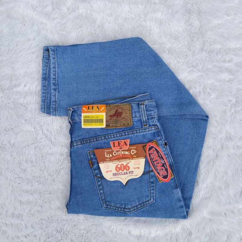 celana jeans pria standar 606 reguler .terlaris