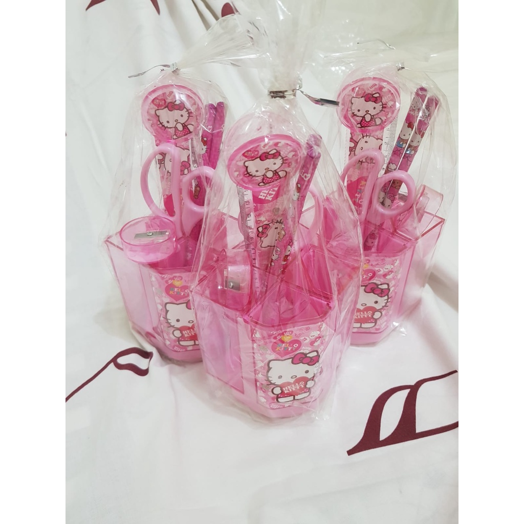 

Seperangkat Alat Tulis Hello Kitty ( Stationery Set )