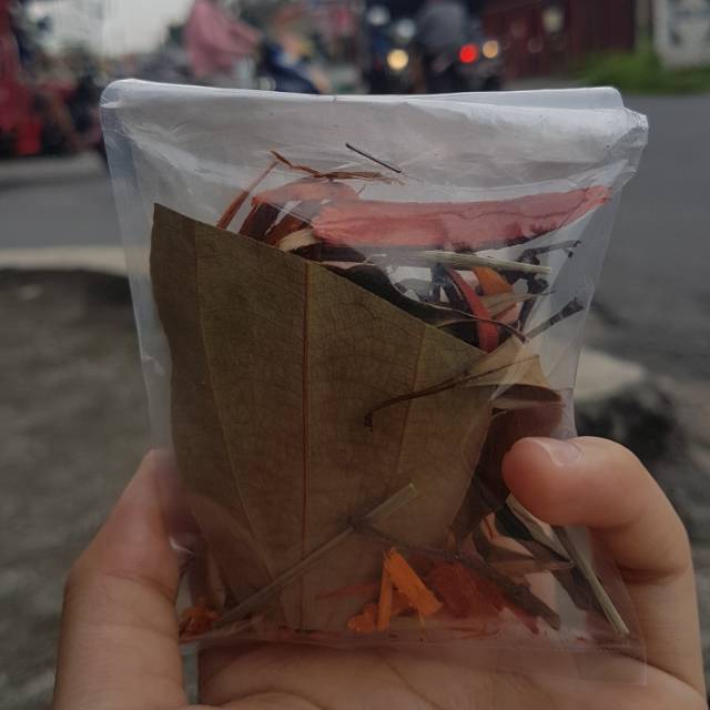 

Wedang Uwuh