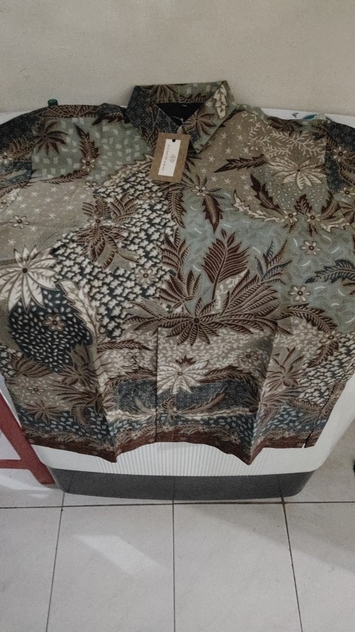 Sekartaji Lawasan Cabut Kemeja Batik Pria Katun Cabut Primisima Full Furing