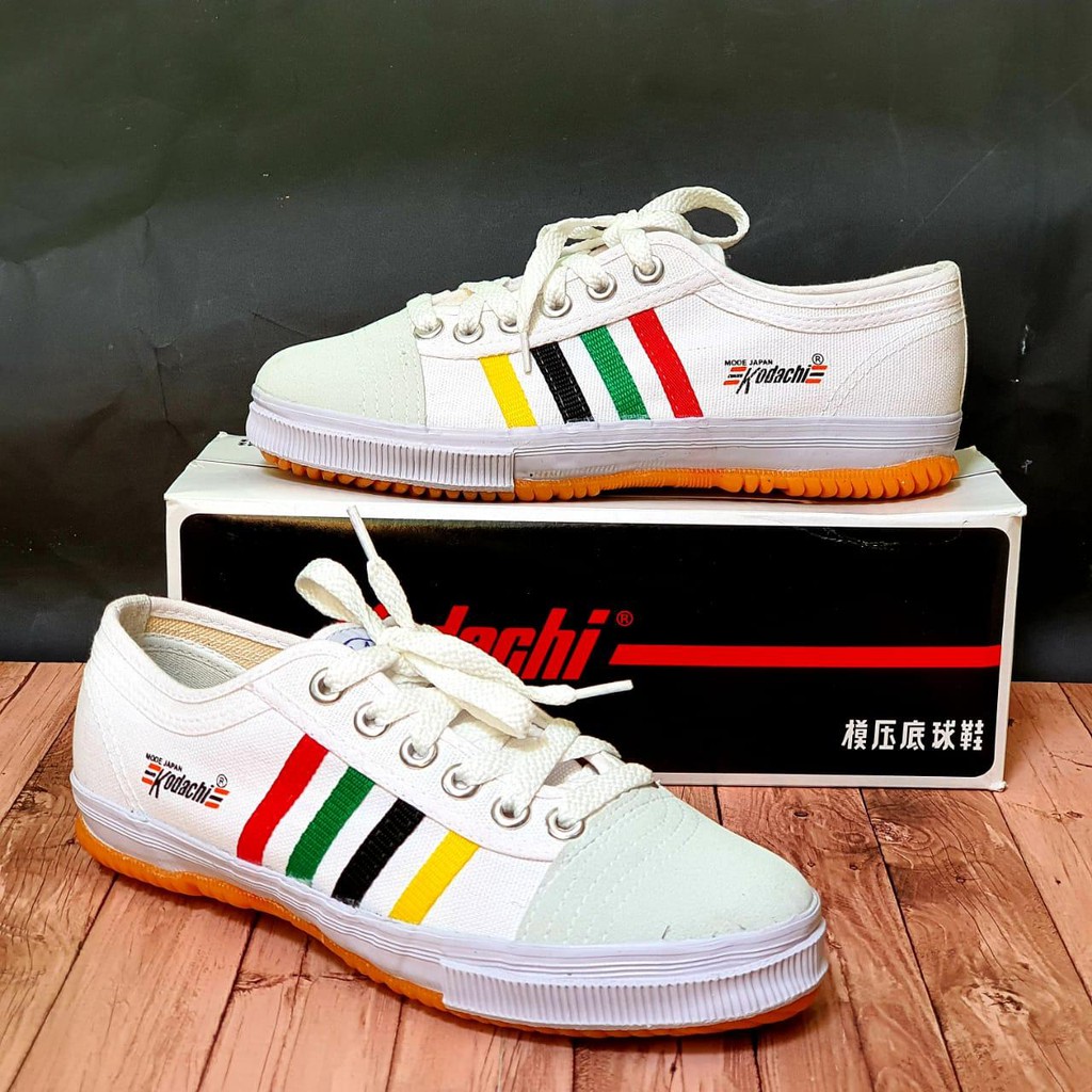 Sepatu Kodachi 8111 - Sepatu Olahraga Import Stripe Rnbw Putih